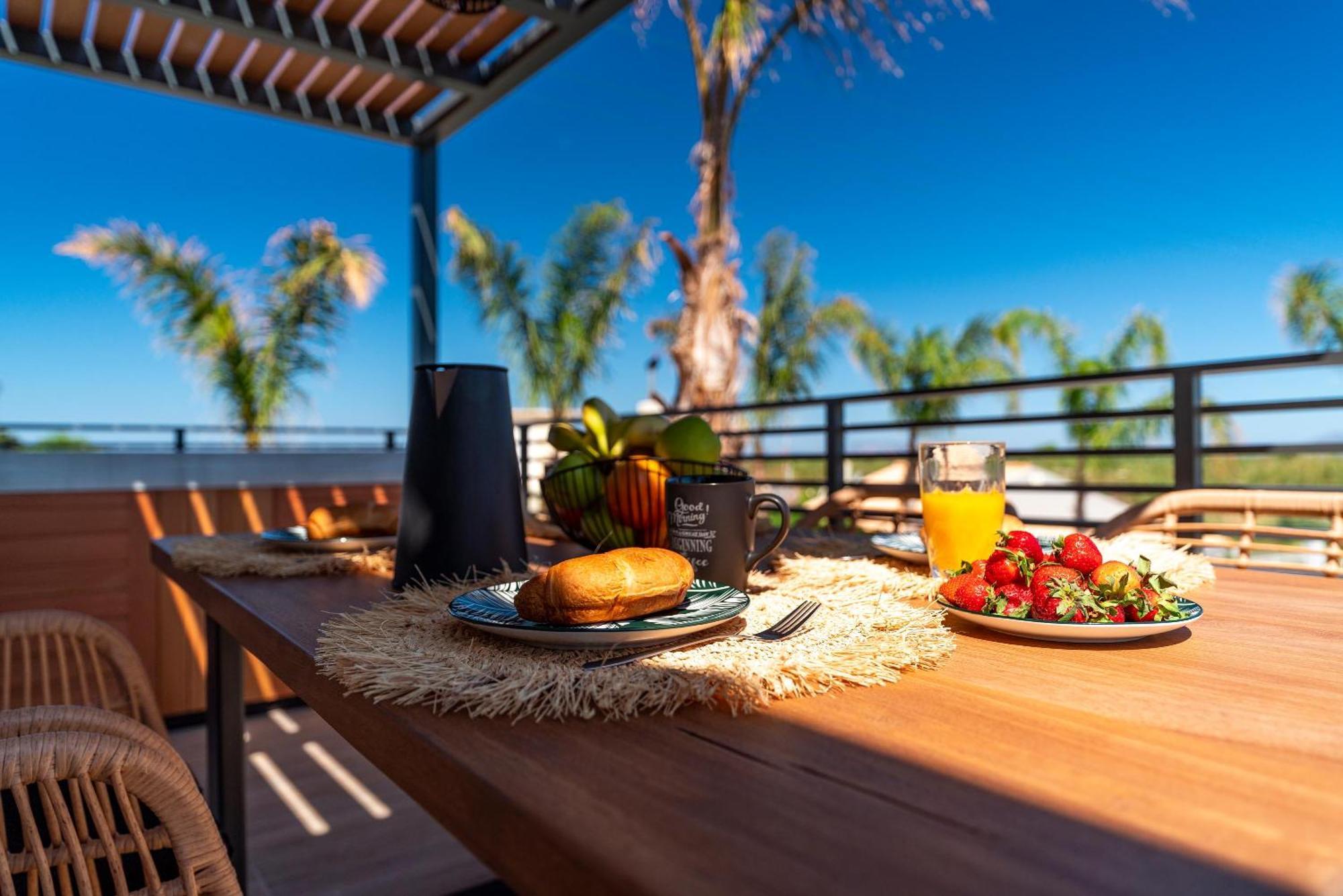 Palmeral Luxury Suites Kremastí Pokój zdjęcie