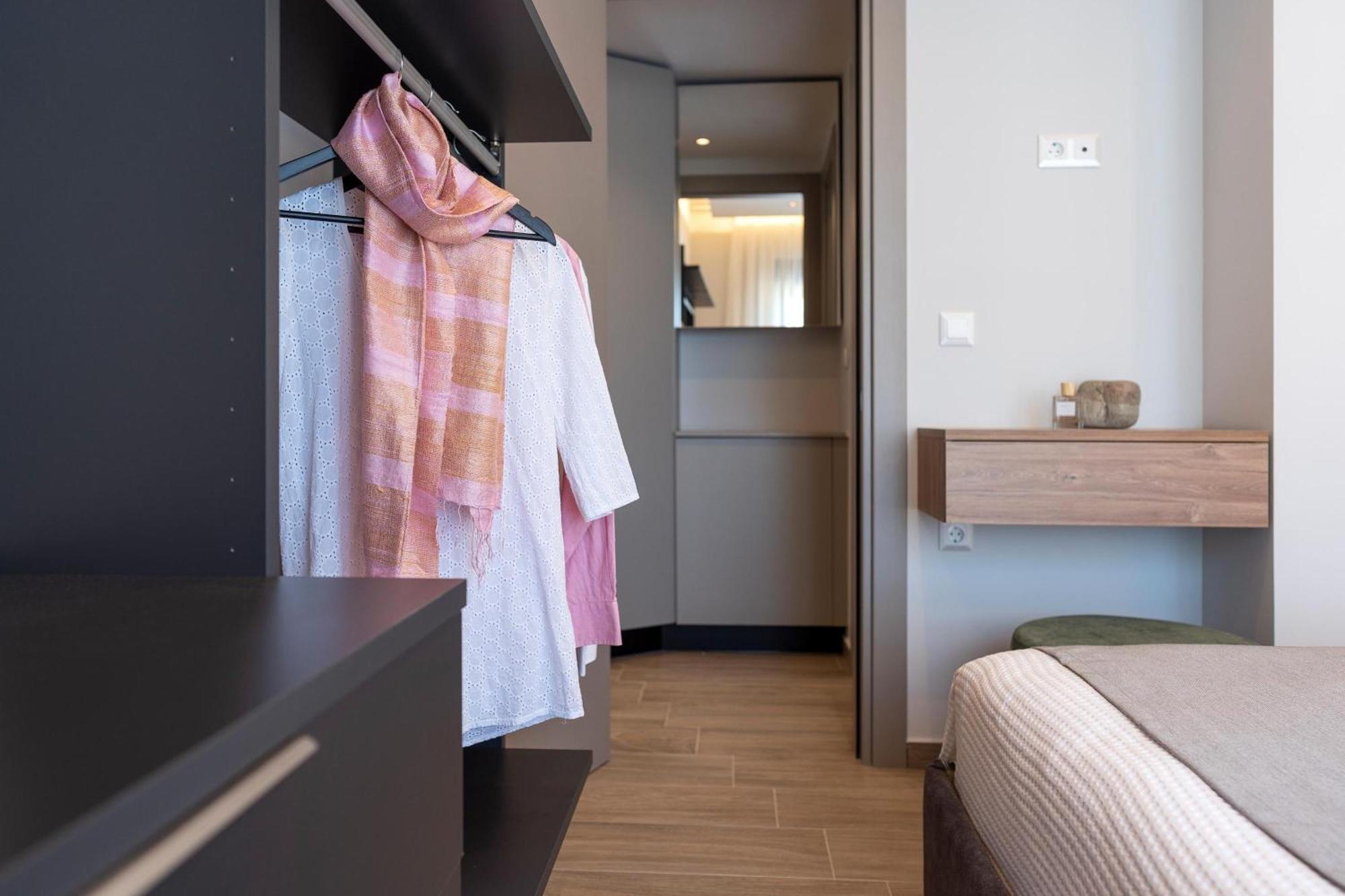 Palmeral Luxury Suites Kremastí Pokój zdjęcie